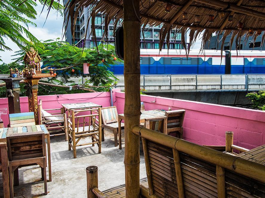 Pink Guest House Bangkok Exterior photo
